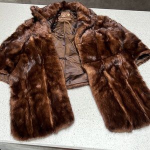 Furs by Mannis